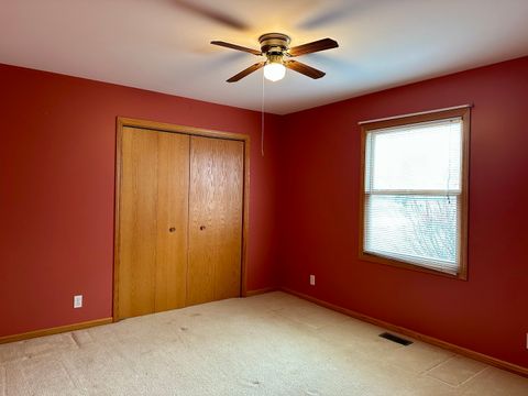 Tiny photo for 180 Clover Chase Circle, Woodstock, IL 60098 (MLS # 12584807)
