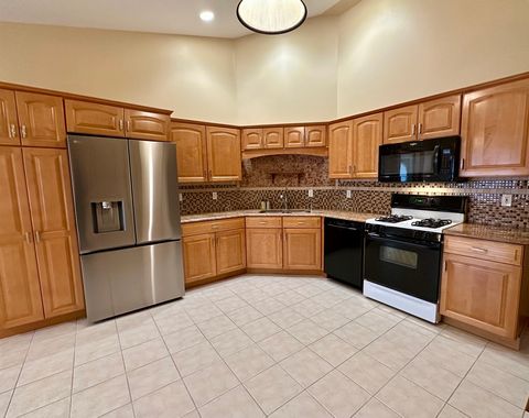 Tiny photo for 180 Clover Chase Circle, Woodstock, IL 60098 (MLS # 12584807)