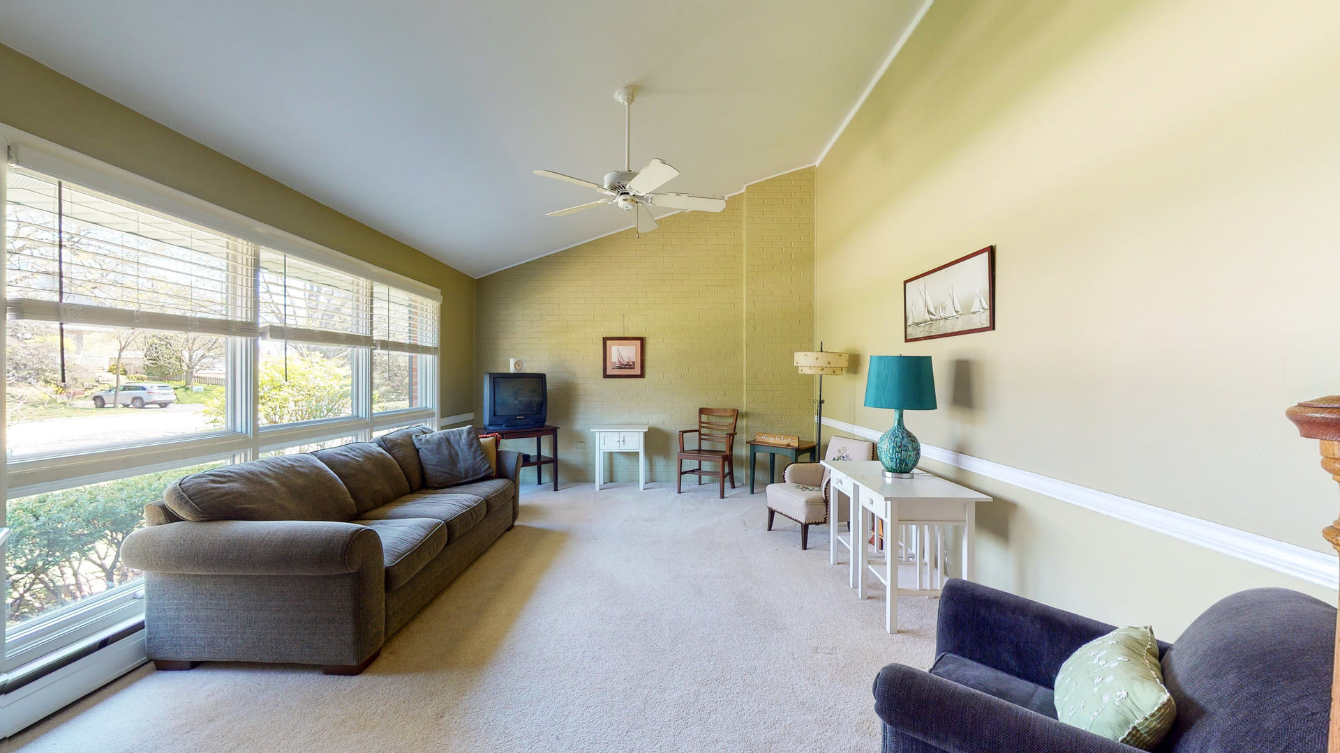 2774 Crawford Avenue