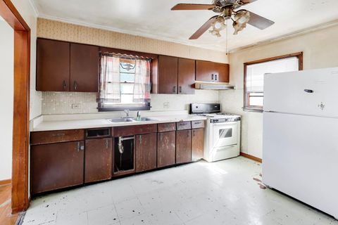 Tiny photo for 243 S Center Street, Bensenville, IL 60106 (MLS # 12617579)