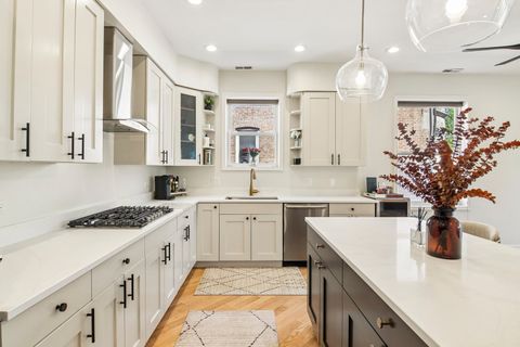 Tiny photo for 3968 S Ellis Avenue #2N, Chicago, IL 60653 (MLS # 12622479)