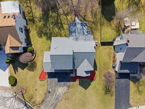 Tiny photo for 6349 Braxton Court, Gurnee, IL 60031 (MLS # 12591890)