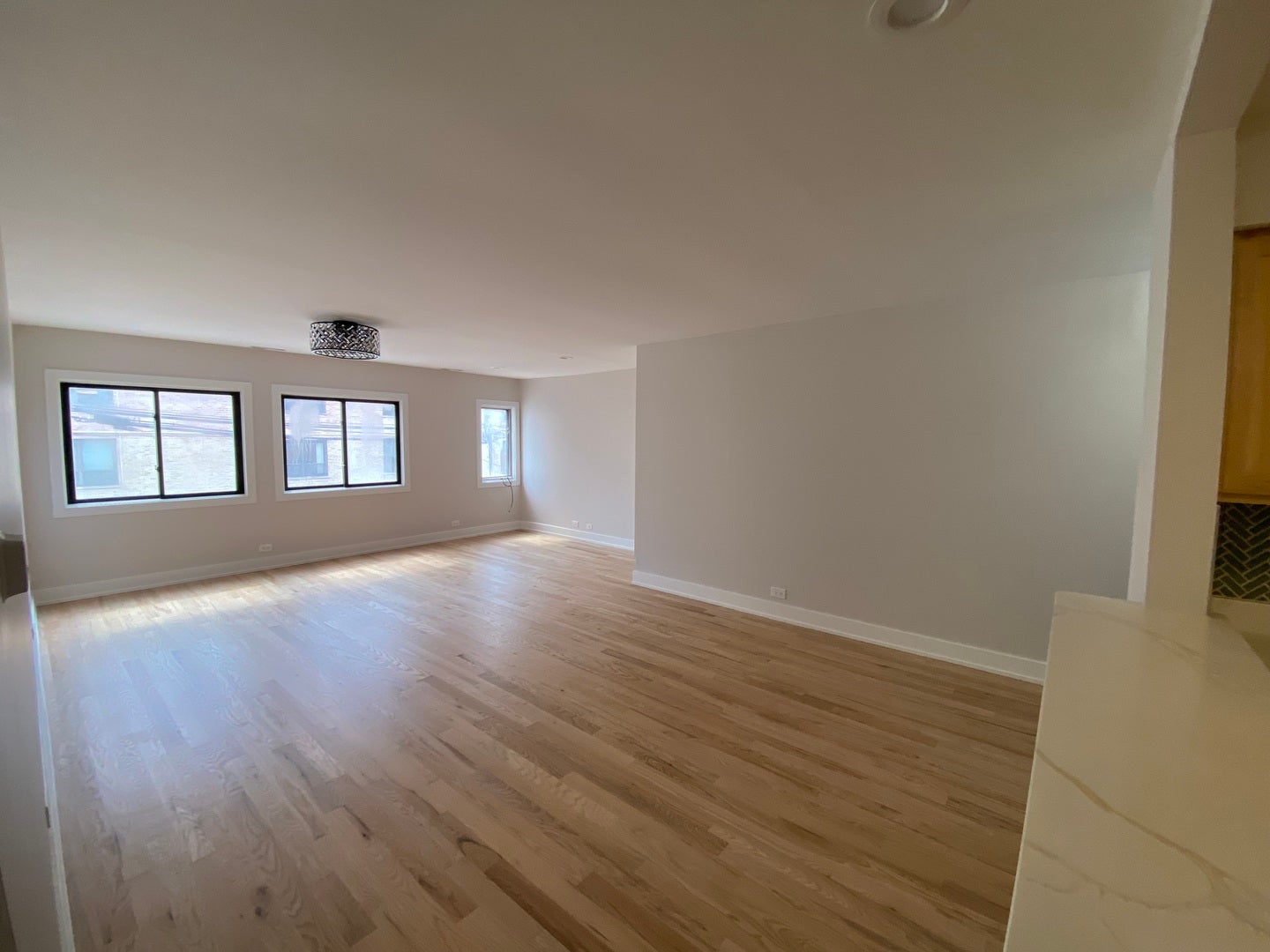 1455 W Fullerton Avenue 203