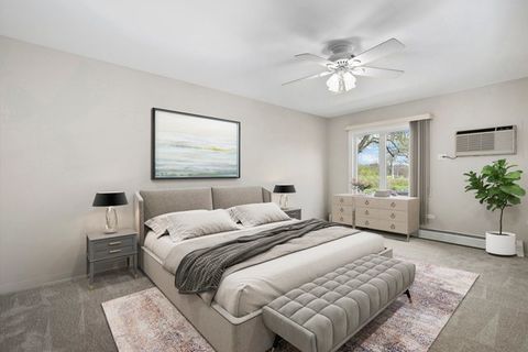Tiny photo for 4250 Saratoga Avenue #L214, Downers Grove, IL 60515 (MLS # 12616829)