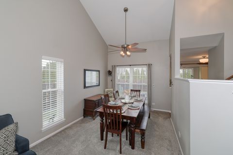 Tiny photo for 2953 Deerpath Court, Carpentersville, IL 60110 (MLS # 12584608)