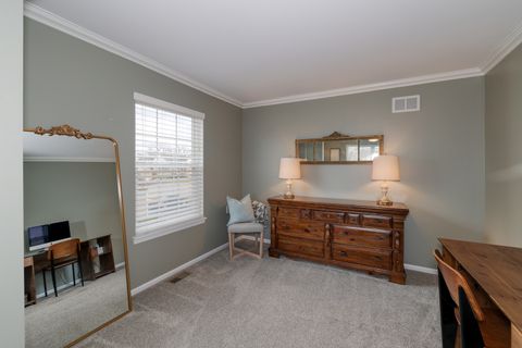 Tiny photo for 2953 Deerpath Court, Carpentersville, IL 60110 (MLS # 12584608)