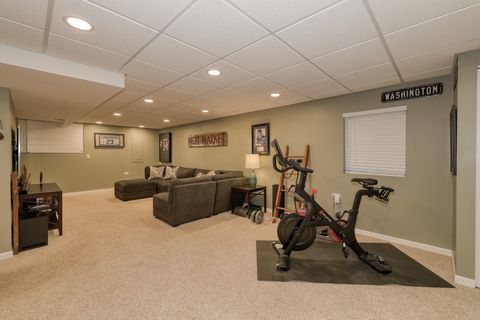 Tiny photo for 2953 Deerpath Court, Carpentersville, IL 60110 (MLS # 12584608)