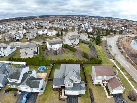 Tiny photo for 2953 Deerpath Court, Carpentersville, IL 60110 (MLS # 12584608)