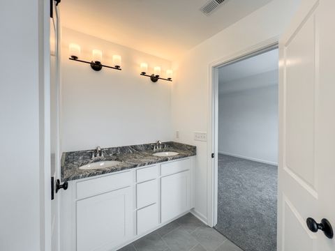 Tiny photo for 94 W Crabapple Avenue, Cortland, IL 60112 (MLS # 12451873)