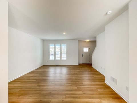 Tiny photo for 94 W Crabapple Avenue, Cortland, IL 60112 (MLS # 12451873)