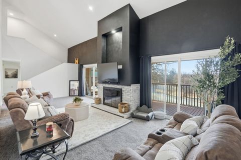 Tiny photo for 302 Fyre Lake Drive, Sherrard, IL 61281 (MLS # 12548843)