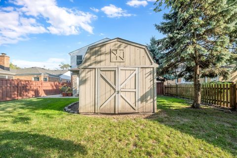 Tiny photo for 6020 N Landers Avenue, Chicago, IL 60646 (MLS # 12484480)