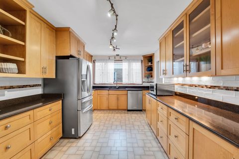Tiny photo for 6020 N Landers Avenue, Chicago, IL 60646 (MLS # 12484480)