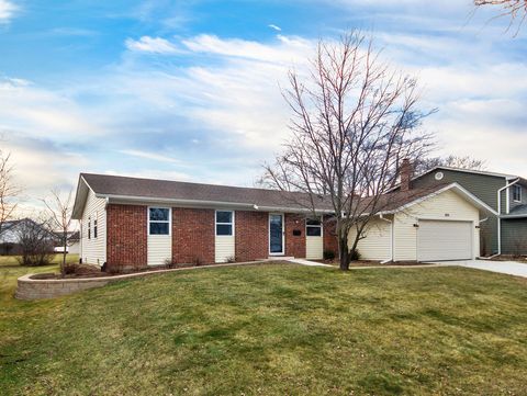 825 Concord Lane Hoffman Estates IL 60192