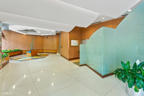 Tiny photo for 6301 N SHERIDAN Road #18P, Chicago, IL 60660 (MLS # 12456424)