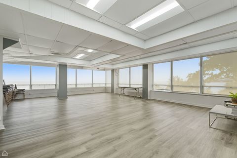Tiny photo for 6301 N SHERIDAN Road #18P, Chicago, IL 60660 (MLS # 12456424)
