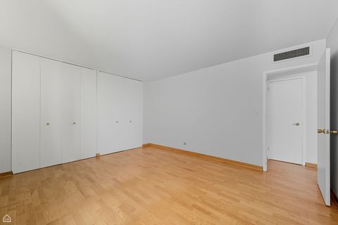 Tiny photo for 6301 N SHERIDAN Road #18P, Chicago, IL 60660 (MLS # 12456424)