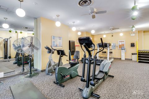 Tiny photo for 6301 N SHERIDAN Road #18P, Chicago, IL 60660 (MLS # 12456424)