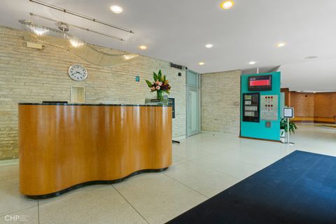 Tiny photo for 6301 N SHERIDAN Road #18P, Chicago, IL 60660 (MLS # 12456424)