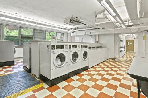 Tiny photo for 6301 N SHERIDAN Road #18P, Chicago, IL 60660 (MLS # 12456424)