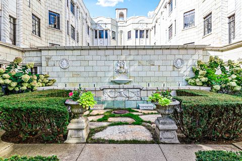 Tiny photo for 7348 N RIDGE Boulevard #16B, Chicago, IL 60645 (MLS # 12488640)