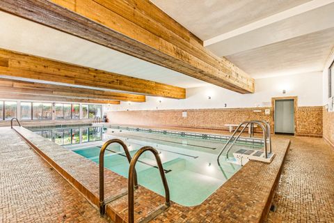 Tiny photo for 7348 N RIDGE Boulevard #16B, Chicago, IL 60645 (MLS # 12488640)