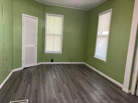 Tiny photo for 10 7th Street, Peru, IL 61354 (MLS # 12750902)