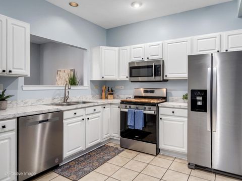 Tiny photo for 2355 Reflections Drive, Aurora, IL 60502 (MLS # 12471186)