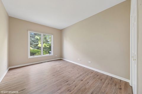 Tiny photo for 122 Santa Fe Lane, Willow Springs, IL 60480 (MLS # 12468403)