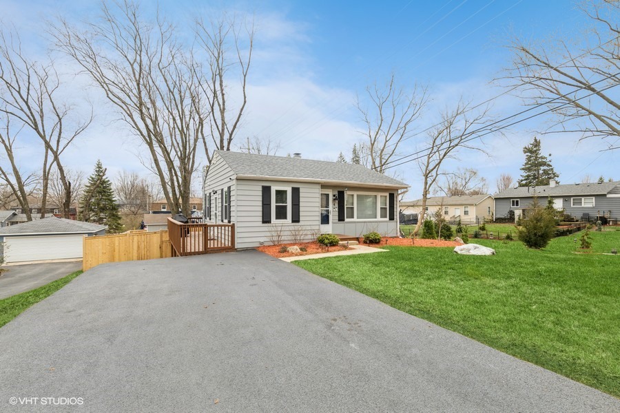 4 Hawthorne Road