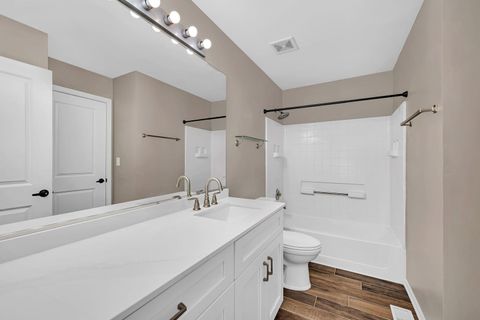 Tiny photo for 2357 Twilight Drive, Aurora, IL 60503 (MLS # 12528449)