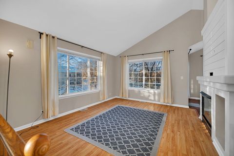 Tiny photo for 2357 Twilight Drive, Aurora, IL 60503 (MLS # 12528449)