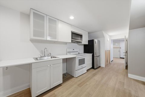 Tiny photo for 2333 W Adams Street, Chicago, IL 60612 (MLS # 12588920)