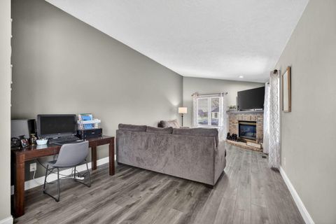 Tiny photo for 704 S 8th Street, Eldridge, IA 52748 (MLS # 12607872)