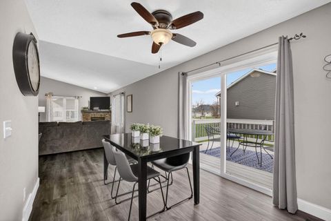 Tiny photo for 704 S 8th Street, Eldridge, IA 52748 (MLS # 12607872)