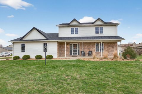 Photo of 704 S 8th Street, Eldridge, IA 52748 (MLS # 12607872)