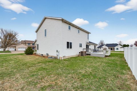 Tiny photo for 704 S 8th Street, Eldridge, IA 52748 (MLS # 12607872)