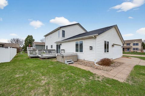 Tiny photo for 704 S 8th Street, Eldridge, IA 52748 (MLS # 12607872)