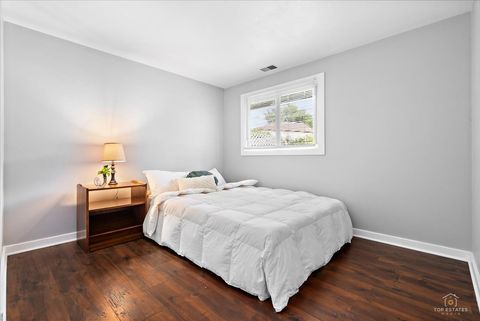 Tiny photo for 231 Webster Lane, Schaumburg, IL 60193 (MLS # 12704851)