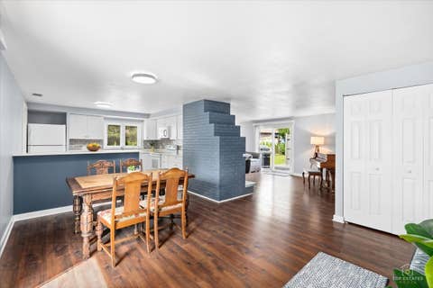 Tiny photo for 231 Webster Lane, Schaumburg, IL 60193 (MLS # 12704851)