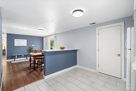 Tiny photo for 231 Webster Lane, Schaumburg, IL 60193 (MLS # 12704851)