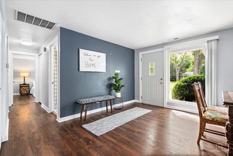 Tiny photo for 231 Webster Lane, Schaumburg, IL 60193 (MLS # 12704851)