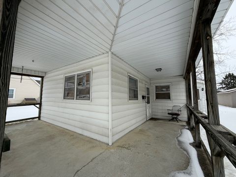 Tiny photo for 510 N 3rd Street, Hoopeston, IL 60942 (MLS # 12560968)