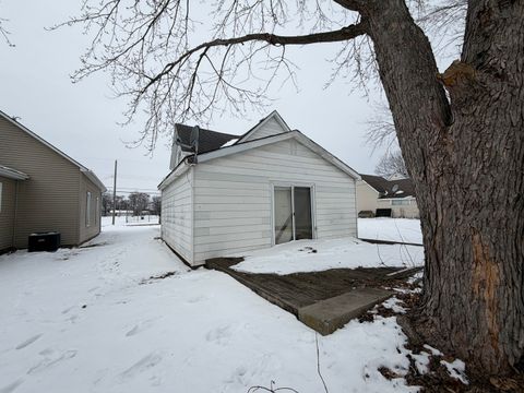 Tiny photo for 510 N 3rd Street, Hoopeston, IL 60942 (MLS # 12560968)