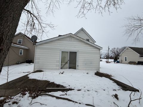 Tiny photo for 510 N 3rd Street, Hoopeston, IL 60942 (MLS # 12560968)