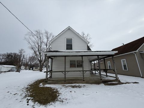 Tiny photo for 510 N 3rd Street, Hoopeston, IL 60942 (MLS # 12560968)