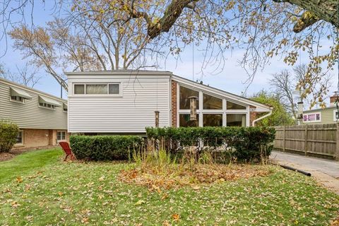 Tiny photo for 1317 Arbor Avenue, Highland Park, IL 60035 (MLS # 12513859)