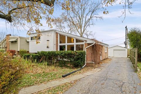 Photo of 1317 Arbor Avenue, Highland Park, IL 60035 (MLS # 12513859)