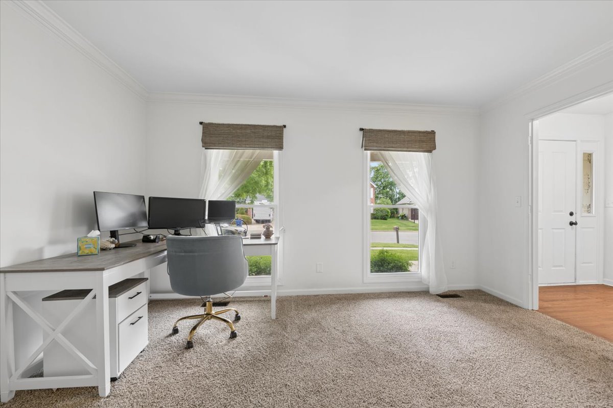Properties 3 649 Fox Hollow Court