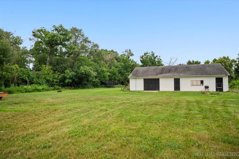 A home in Elburn